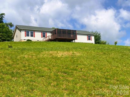 39 Henry White Lane sold home in Country Place, Leicester, NC