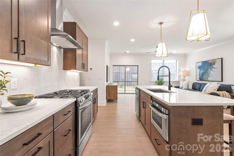 804 Garringer Place active home in Enderly Park, Charlotte, NC