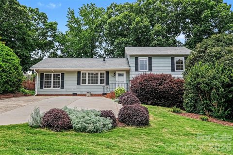 1030 Mclaughlin Drive sold home in Parkview East, Charlotte, NC