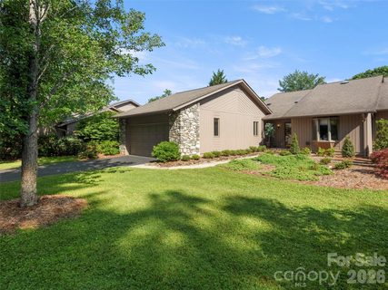 20 Clubside Drive sold home in Beaverdam Run, Asheville, NC
