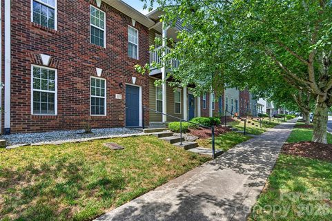 140 Locomotive Lane active home in Station 115, Mooresville, NC