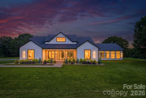 Homes in Aero Plantation, Waxhaw