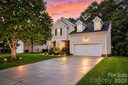 11327 Ridge Oak Drive sold home in Charlotte, SC