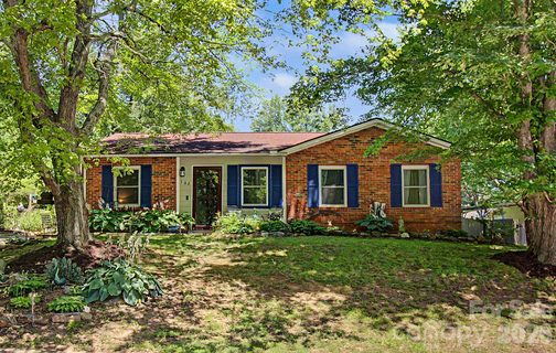 102 Wicklow Drive sold home in Mount Carmel Acres, Asheville, NC