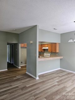 1831 J Julian Lane active condo in Northampton, Charlotte, NC
