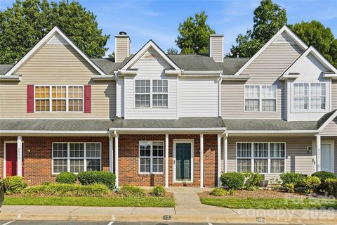 2235 Preakness Court active home in Roxborough II, Charlotte, NC