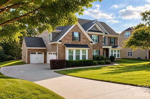 2412 Hamlet Court active home in Pleasant Ridge, Matthews, NC