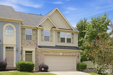 1760 Evergreen Drive active home in Bryant Park, Charlotte, NC