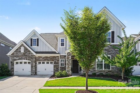 14908 Baldridge Drive pending home in Ramseys Glen, Huntersville, NC
