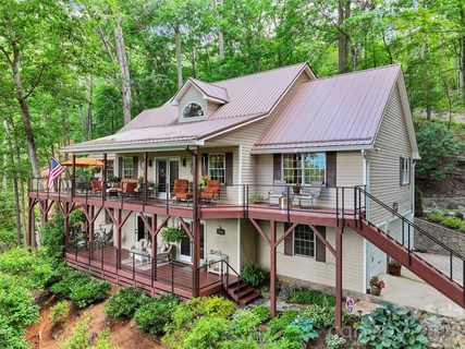 233 Rocky Face Drive pending home in Springdale Estates, Canton, NC