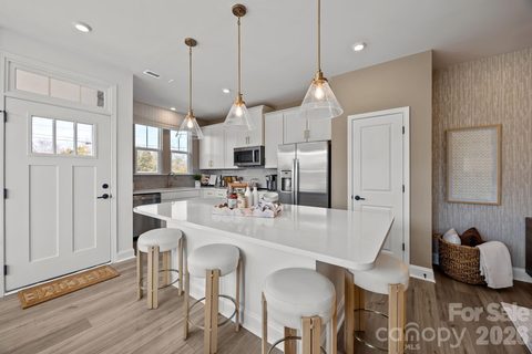 9035 Gulledge Court pending home in Odell Park, Charlotte, NC