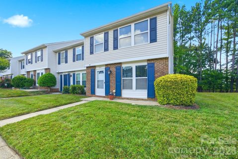 242 Water Oak Drive pending townhome in Park Lake, Pineville, NC