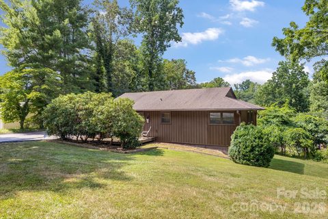 63 Baker Place active home in Craigmont, Asheville, NC