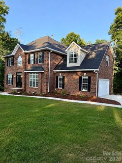 1914 Grigg Lane active home in Willow Creek, Waxhaw, NC