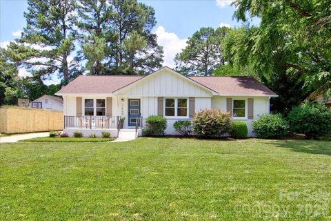 1924 Bentley Place sold home in Country Club Heights, Charlotte, NC