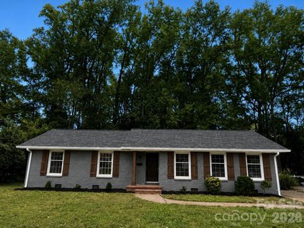 5731 Brookhaven Road active home in Montclaire, Charlotte, NC