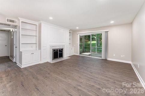 7026 Quail Hill Road active condo in Quail Hollow Estates, Charlotte, NC
