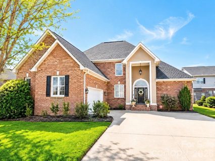 1710 30th Avenue Drive pending home in Lawsons Creek, Hickory, NC