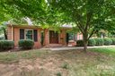 5511 Robinhood Road sold home in Charlotte, SC
