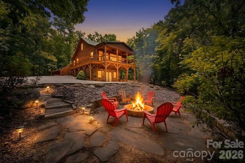 1987 Buck Mountain Road active home in Buck Mountain, Purlear, NC
