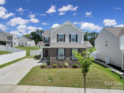 635 Synclaire Place active home in Layton Forest, Rock Hill, SC