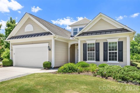 5001 Wolverine Lane pending home in Sun City Carolina Lakes, Indian Land, SC