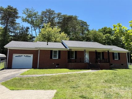 1106 Laurel Woods Drive sold home in Laurel Woods, Gastonia, NC