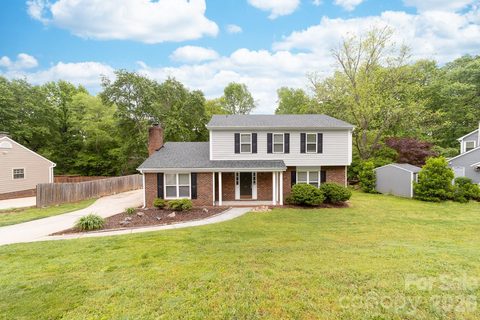 Homes in Settlers Landing, Charlotte