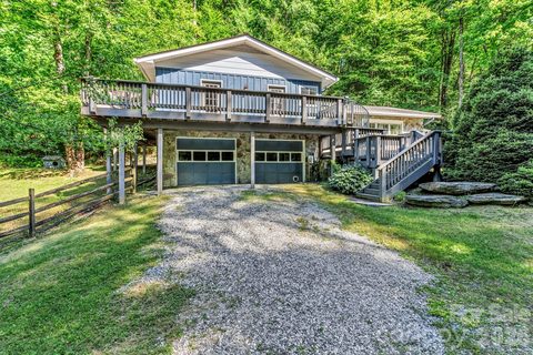 125 Hondah Boulevard sold home in Lake Hondah, Brevard, NC