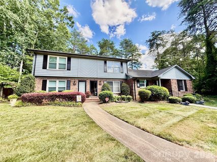 126 Joshua Case Court pending townhome in Ashebrook Villas, Fort Mill, SC