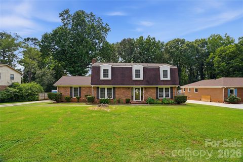 6419 Pencade Lane sold home in Ravenwood, Charlotte, NC