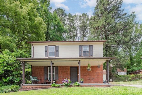 407 Westham Ridge Road active home in Yorkmont Park, Charlotte, NC