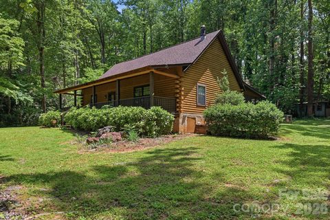 6808 Linda Lake Drive sold home in Grove Park, Charlotte, NC