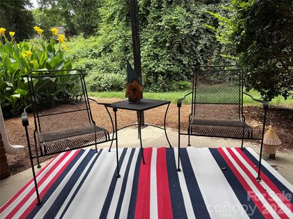 9478 S Vicksburg Park Court active condo in Park Walk, Charlotte, NC