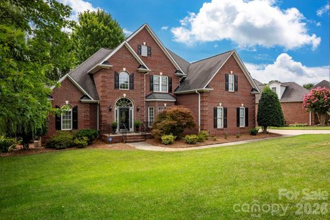 5523 Weavers Row active home in Cramer Woods, Gastonia, NC