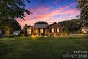 246 Canvasback Road sold home in Mooresville, SC