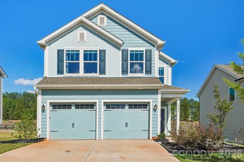 24064 Sailfish Drive active home in Edgewater, Lancaster, SC