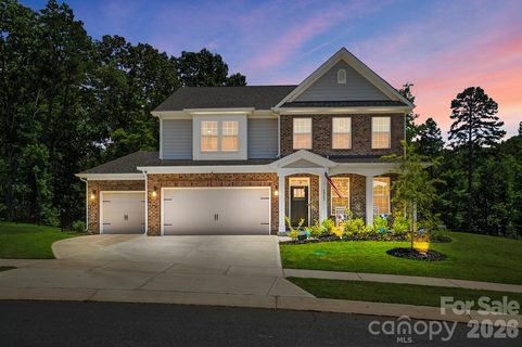6042 Sylvan Drive active home in Sylvan Creek, Denver, NC