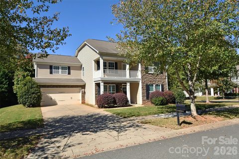 Homes in Riverdale, Huntersville