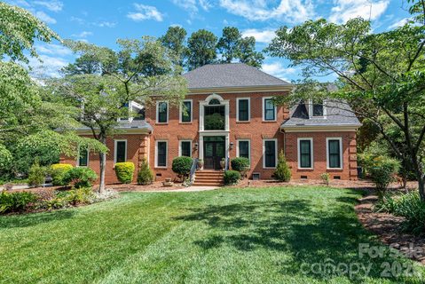 19223 Stableford Lane pending home in The Peninsula, Cornelius, NC