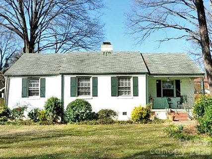 822 Sedgefield Road