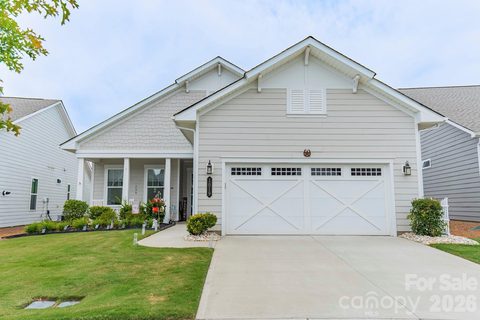 1019 Carlyle Lane active home in Cresswind At Wesley Chapel, Monroe, NC