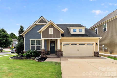 128 Creekside Crossing Lane active home in Byers Creek, Mooresville, NC