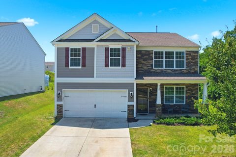 9839 Oak Barrel Lane active home in Lanier Village, Charlotte, NC