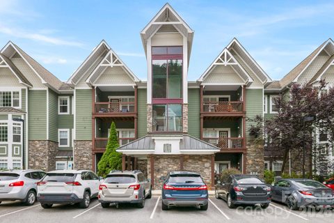 1000 Olde Eastwood Village Boulevard active condo in Eastwood Village, Asheville, NC