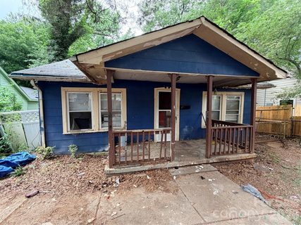 2216 Weyland Avenue sold home in Ashley Park, Charlotte, NC