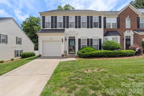 6005 Boathouse Lane pending home in Cramerton Village, Cramerton, NC