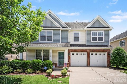 11319 Scottsman Trace Drive pending home in Kingsbridge, Charlotte, NC