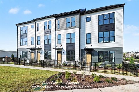 2115 Bonner Bridge Court pending home in Ayrsley, Charlotte, NC