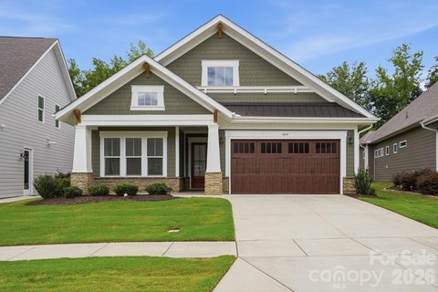 3049 Alveston Drive active home in Cumberland, Concord, NC